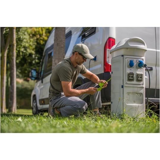 Adapter kempingowy wtyk 3P 16A / listwa zasilająca gumowa 4x 2P+Z 16A 230V IP44 na kablu OW 3x2,5mm2 0,5m