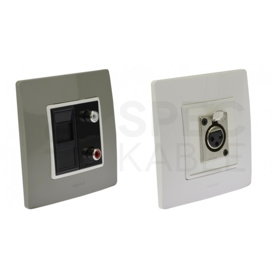 Adapter montażowy NILOE dla modułu 2M 45x45mm + zaślepka modułu biała Legrand