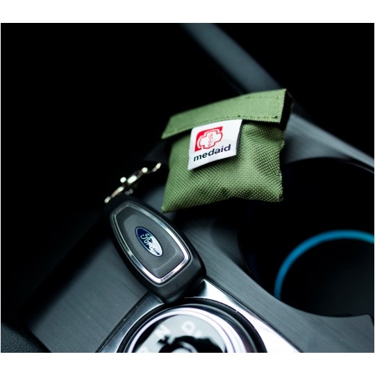 Brelok ratowniczy apteczka zielony MEDAID