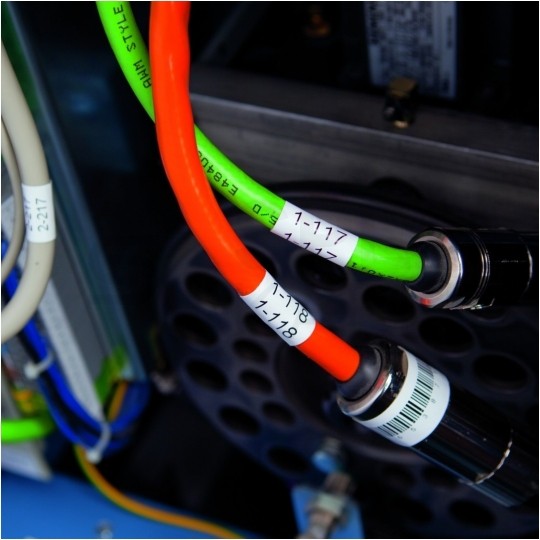 Drukarka etykiet DYMO Rhino 4200 dla elektryka, instalatora, przemysłu [s0955990] + taśma DYMO IND 12mm