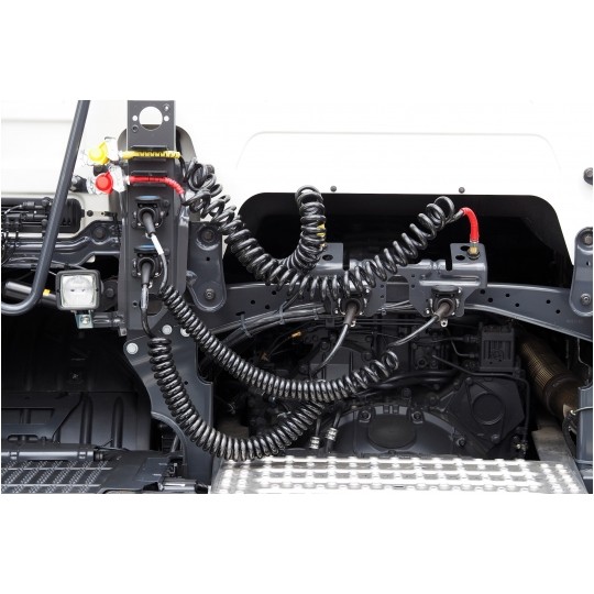 Gniazdo naczepowe do systemu EBS/ABS 7-pin 24V skręcane