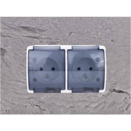 Gniazdo zasilające podwójne natynkowe hermetyczne IP44 białe z klapką transparentną 2x [2P+Z] 16A Koala ViPlast