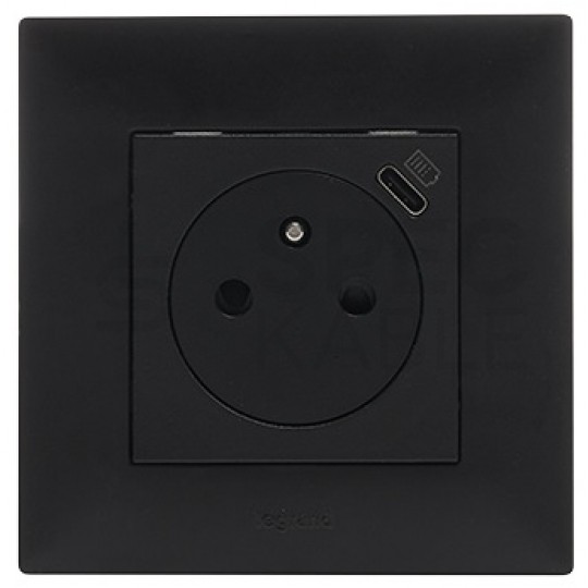 Gniazdo zasilające pojedyncze NILOE STEP z klapką IP44 czarne [2P+Z] 16A z przesłonami Legrand