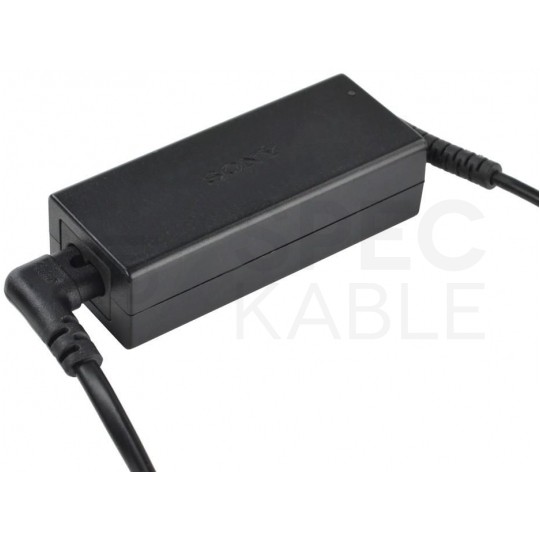 Kabel zasilający OMYp do sprzętu Audio i RTV z wtyczką kątową IEC320 C7 (ósemka) 2,5A czarny 0,3m