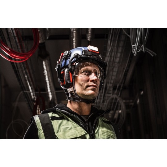 Kask ochronny przemysłowy do pracy na wysokościach niewentylowany, żółty BOLT™200 MILWAUKEE