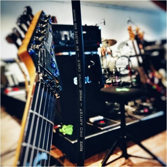 KLOTZ Pro Artist Kabel instrumentalny Audio Jack 6,3mm Mono (wtyk kątowy / wtyk) 6m