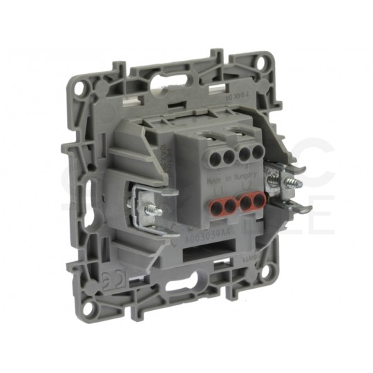 Łącznik krzyżowy pojedynczy NILOE biały 10AX bez piktogramu Legrand