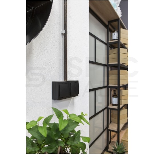 Łącznik krzyżowy pojedynczy SIMON Aquaclick natynkowy bryzgoszczelny IP44 czarny matowy 10AX Kontakt Simon ACW7/49