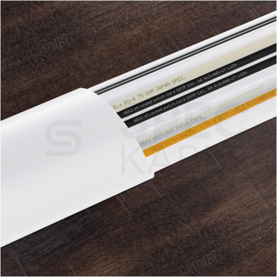 Listwa maskująca przewody TV maskownica uniwersalna napodłogowa naścienna 50x15mm biała 2m