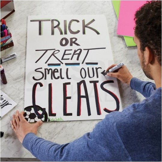 Marker permanentny metalowy do ciężkich warunków Sharpie Metal Barrel Small czarny 1.0mm