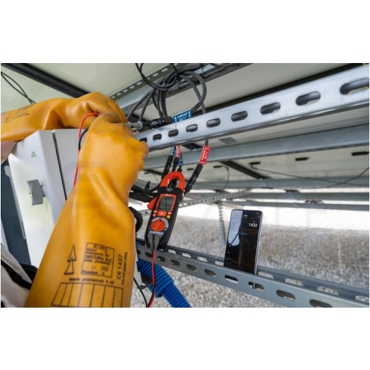 Miernik wielofunkcyjny LCD do instalacji fotowoltaicznych 1500V SONEL PVM-1530 PRO (w zestawie z miernikiem nasłonecznienia IRM-1 oraz cyfrowym miernikiem cęgowym CMP-1015-PV)