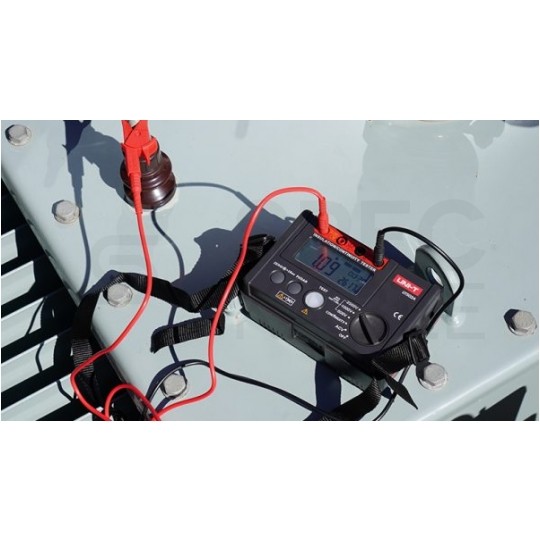 Miernik wielofunkcyjny z pomiarem rezystancji izolacji tester cyfrowy LCD do instalacji elektrycznych UNI-T UT501B