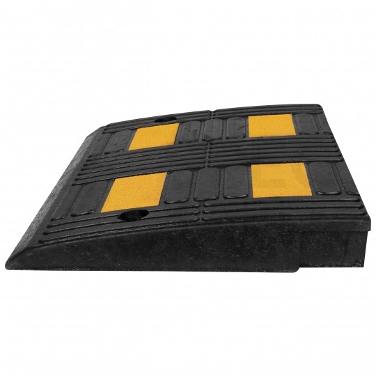 Najazd gumowy podjazd krawężnikowy 500x325x50mm