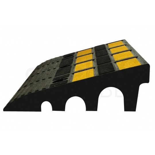 Najazd gumowy podjazd krawężnikowy 600x300x100mm 3 kanały