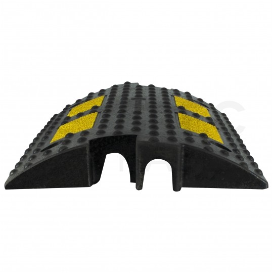 Najazd gumowy próg zwalniający 500x300x55mm 2 kanały