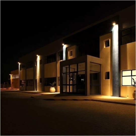 Naświetlacz, projektor LED SMD 100W 18500lm 4000K IP65 czarny barwa NW biała neutralna V-TAC VT-44105-B
