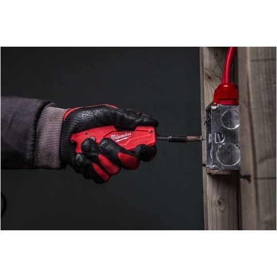 Nóż składany z wymiennym ostrzem trapezowym 6w1 (ściągacz izolacji, uchwyt na bity, śrubokręt, otwieracz) FASTBACK MILWAUKEE