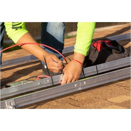 Opaski zaciskowe kablowe UV 3,6x300mm czarne AKS 100szt.