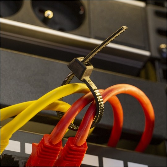 Opaski zaciskowe kablowe UV 7,5x530mm czarne 100szt.