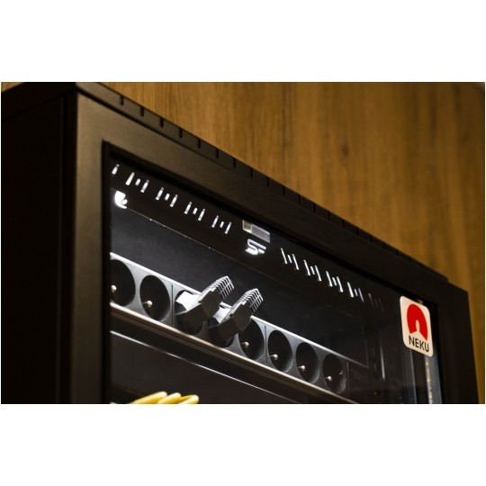 Panel LED 5W 405lm do szafy RACK 19" 1U czarny