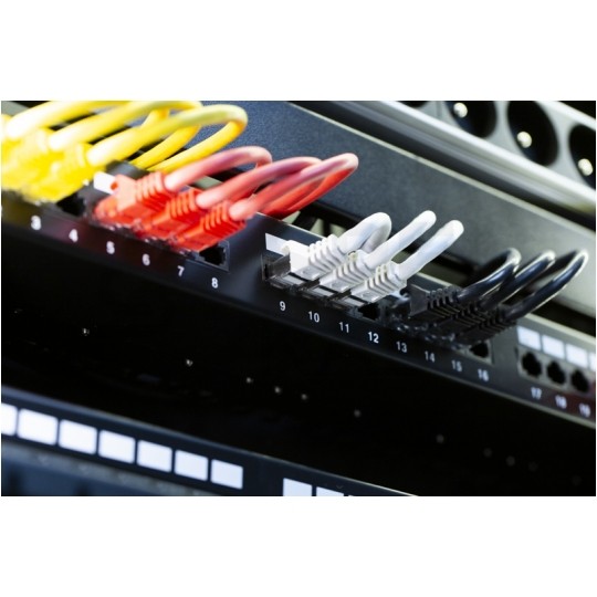 Patch panel RACK 19" kat.5e 24p UTP z półką 1U czarny NEKU