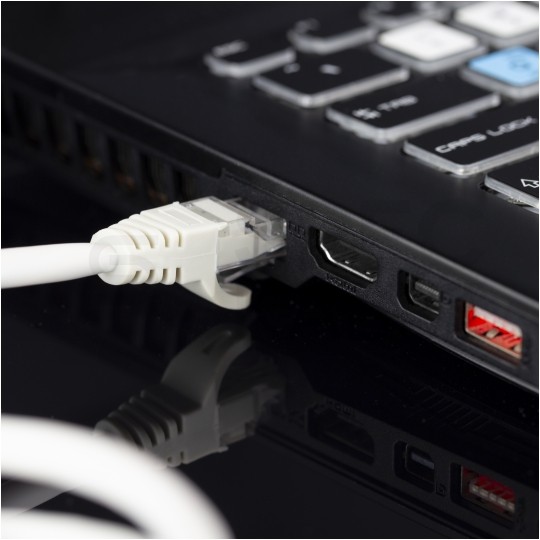 Patchcord UTP kat.5e kabel sieciowy LAN 2x RJ45 linka PVC szary 0,5m NEKU