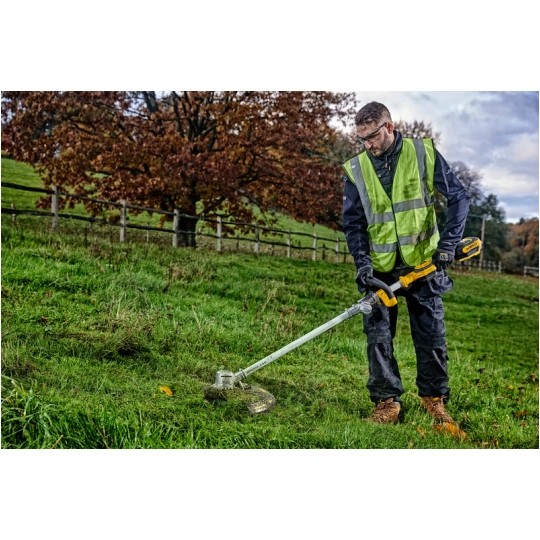 PODKASZARKA AKUMULATOROWA 18V 1*5.0AH DEWALT