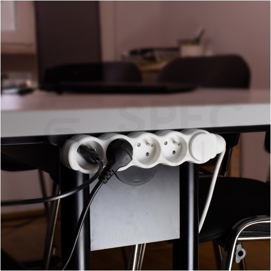 Przedłużacz elektryczny Listwa zasilająca na 3 gniazda [2P+Z] z wyłącznikiem biało-szara 5m BEMKO