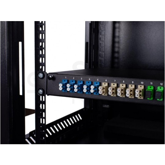Przełącznica światłowodowa FO 24xSC simplex RACK 19" 1U wysuwana czarna