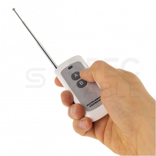 Przetwornica napięcia 12V / 230V czysty SINUS 1100/2000W + tryb Eco i pilot sterujący AZO Digital IPS-2000S PRO ECO MODE