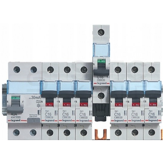 Rozłącznik izolacyjny 63A 3-biegunowy 3P (400V AC) 3-modułowy FR303 Legrand