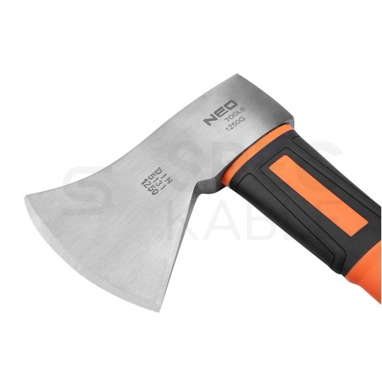 Siekiera z trzonkiem z włókna szklanego 1250g EXTREME NEO