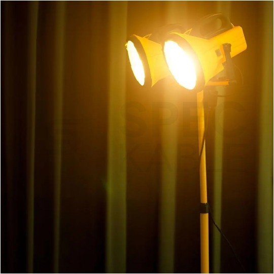 Statyw do naświetlaczy na trójnogu żółty, wysokość 0,94-1,8m V-TAC VT-41150Y