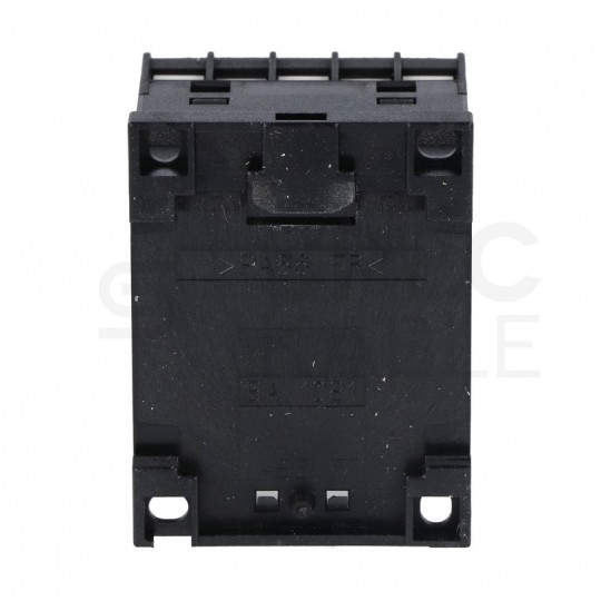 Stycznik mocy MINI przekaźnik 12A 5,7kW przy 400VAC cewka 230V (3NO + 1NO) 3-modułowy LOVATO