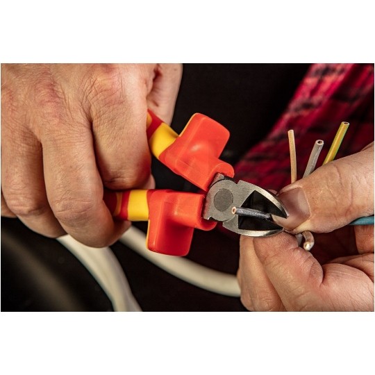 Szczypce boczne tnące uniwersalne 160mm chromowane izolowane 1kV dla elektryka NEO 01-243