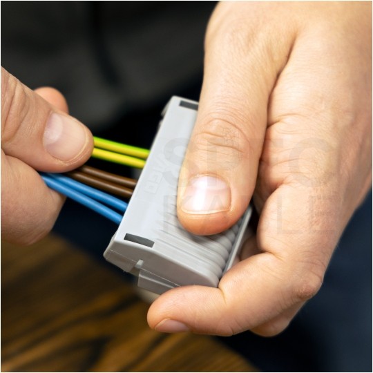 WAGO 207-1331 Mufa kablowa żelowa GELBOX IPX8 na 1 złączkę 0,2-4mm2 WAGO 221