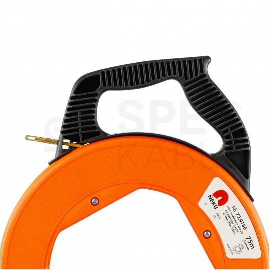 Włókno szklane do wciągania, przeciągania kabli pod drogi, między studzienkami w kasecie oraz w zestawie z 6 końcówkami fi: 4mm 75m NEKU