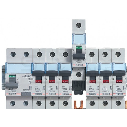 Wyłącznik różnicowoprądowy RCD 3-fazowy 40A 30mA typ AC 4-biegunowy 4P (400V AC) 4-modułowy TX3 Legrand