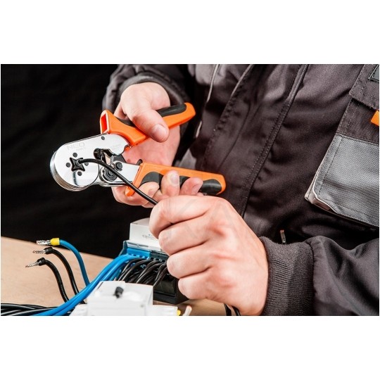 Zaciskarka Praska do tulejek kablowych 0,25-6mm2 z matrycą czworokatną NEO 01-507