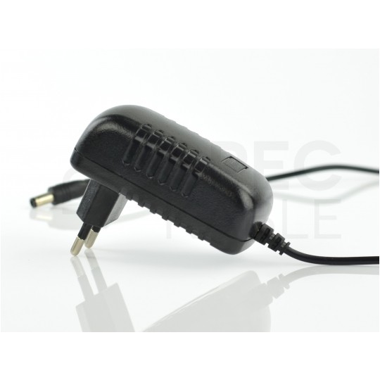 Zasilacz wtyczkowy 12V 2A 24W uniwersalny DC 2,1/5,5 Basic