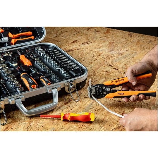 Zestaw narzędzi dla elektryka 1000V 108szt. w walizce NEO 01-310-1