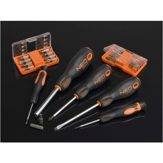 Zestaw wkrętaków i końcówek 30szt NEO