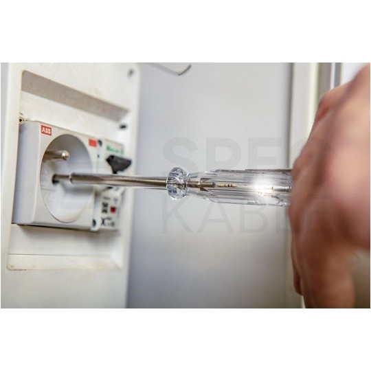 Zestaw wkrętaków izolowanych dla elektryka 11 sztuk: rękojeść + 7x płaskie PŁ + 3x krzyżowe PH + próbnik NEO 01-308