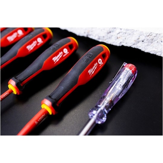Zestaw wkrętaków izolowanych dla elektryka 5 sztuk: 2x płaskie PŁ + 2x krzyżowe PH + próbnik 1kV VDE MILWAUKEE