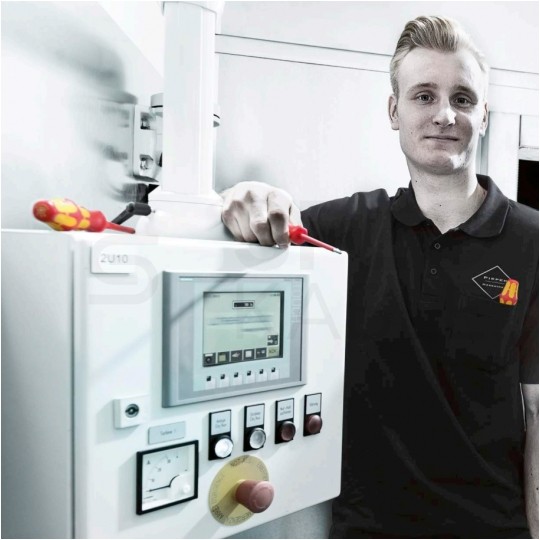 Zestaw wkrętaków izolowanych dla elektryka 7 sztuk: 4x płaskie PŁ + 2x krzyżowe PH + próbnik + wieszak 1kV VDE Kraftform Seria 100 WERA