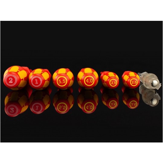 Zestaw wkrętaków izolowanych dla elektryka 7 sztuk: 4x płaskie PŁ + 2x krzyżowe PH + próbnik + wieszak 1kV VDE Kraftform Seria 100 WERA