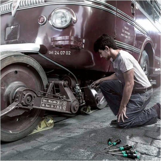 Zestaw wkrętaków uniwersalnych Wera XXL 11 sztuk + próbnik i 2 wieszaki