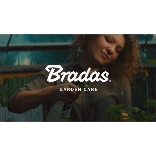Zraszacz pistoletowy ogrodowy regulowany (8-funkcyjny) metalowy do węża BLACK LINE BRADAS