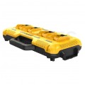 Ładowarka z czterema portami 8A do akumulatorów Li-Ion XR (10.8V - 18V) oraz FLEXVOLT (18V - 54V) ToughSystem DCB104-QW DeWALT