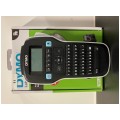 OUTLET Drukarka etykiet DYMO LabelManager 160 dla biura, domu, instalatora (LM 160) [S0946320] + taśma DYMO D1 12mm [45013]